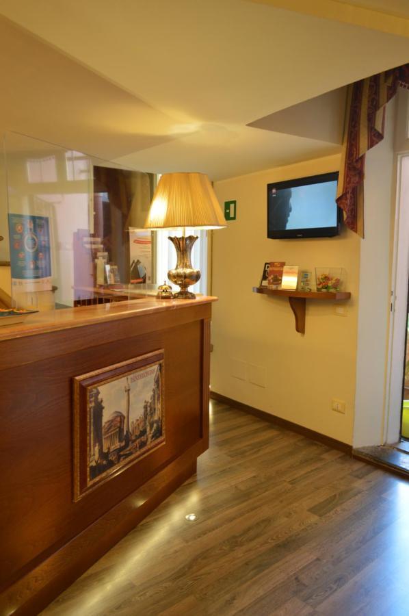 Pantheon Bed and breakfast 3*