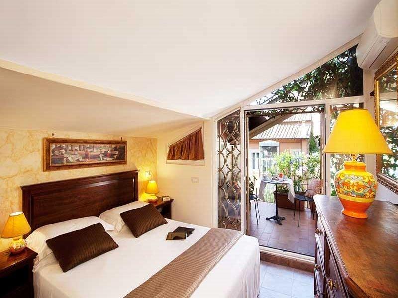 Bed and breakfast Pantheon 3*