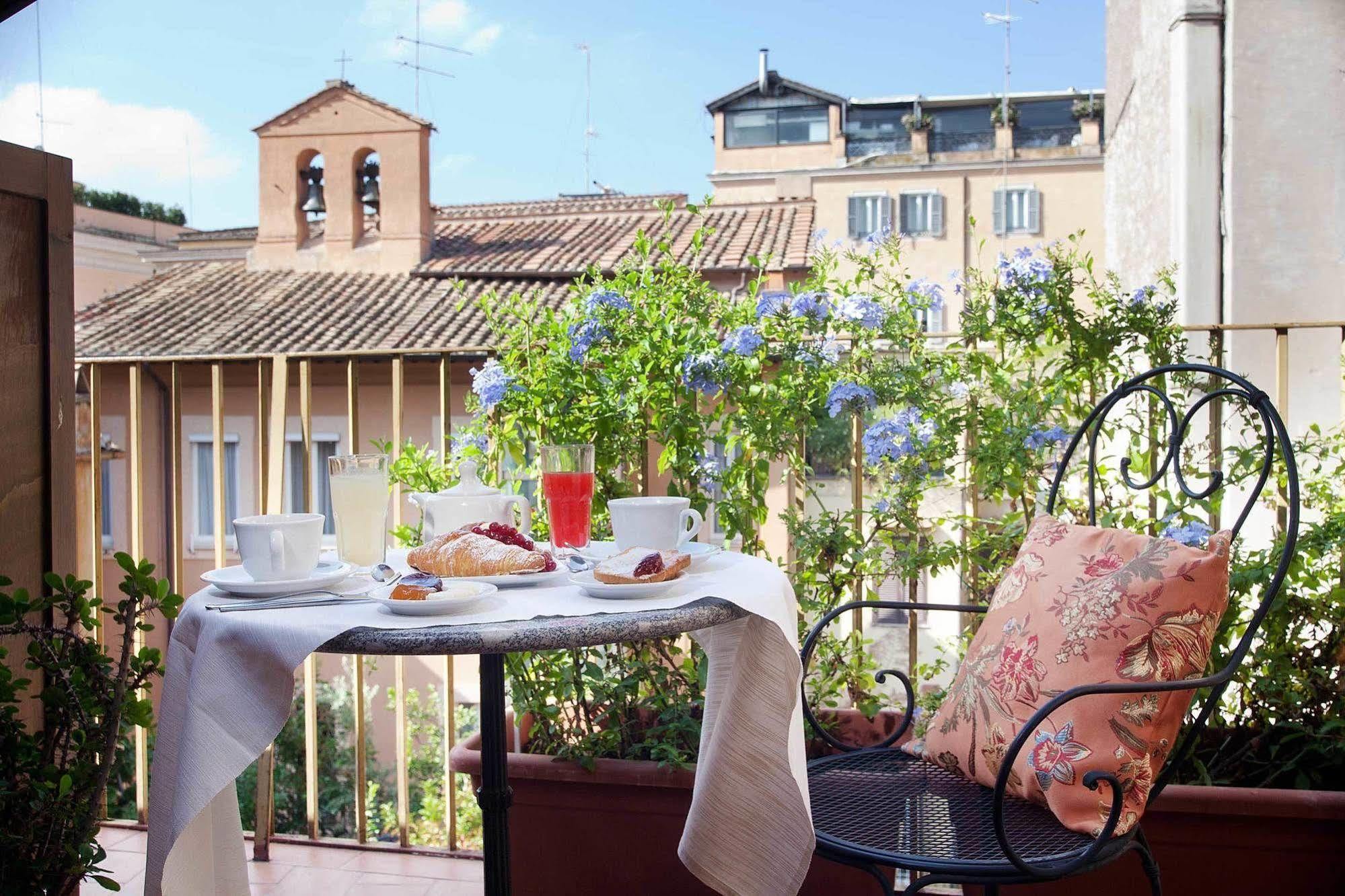 Pantheon Bed and breakfast